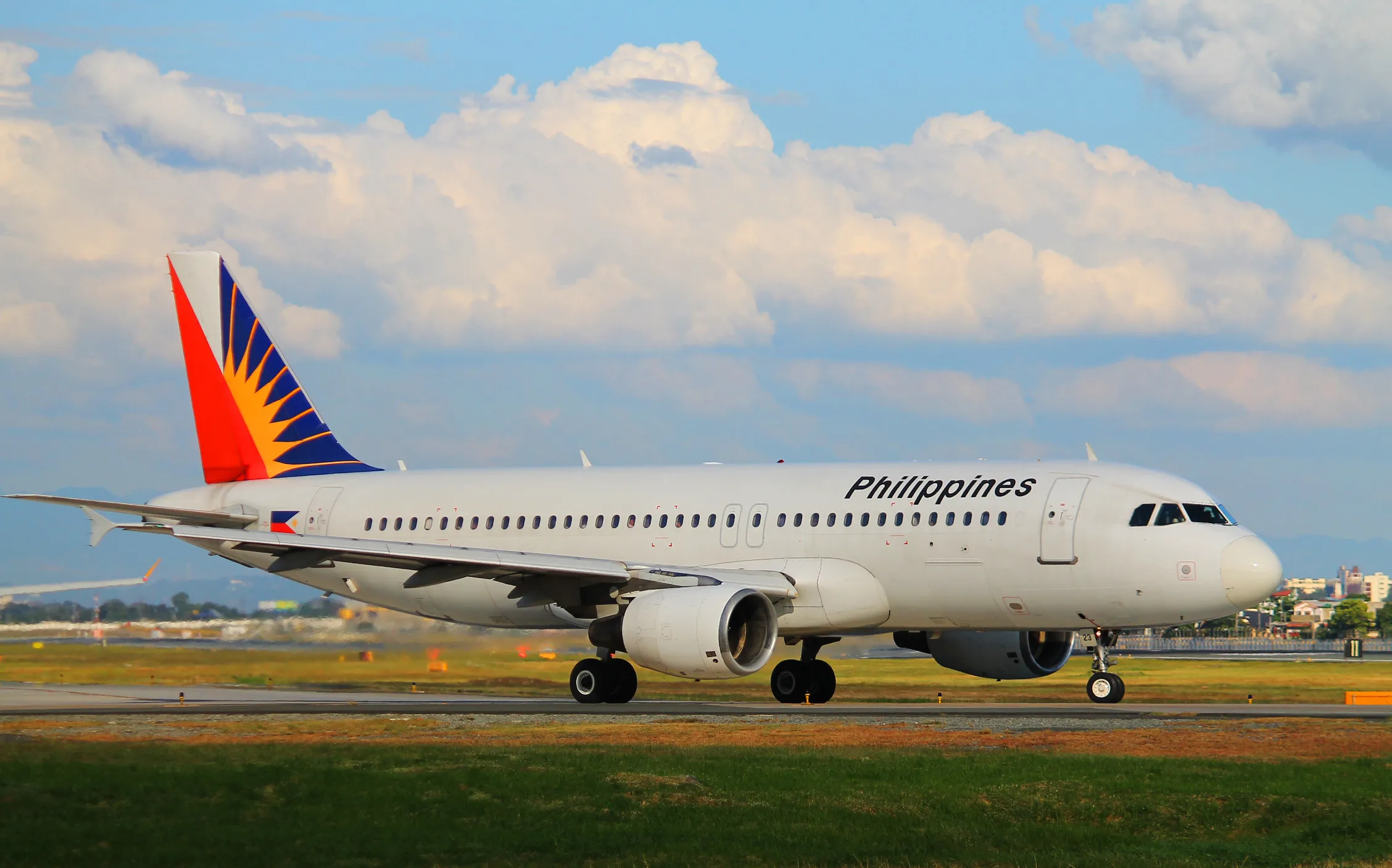 Fly Smart, Fly Premium: How to Save on Philippine Airlines Business Class Flights