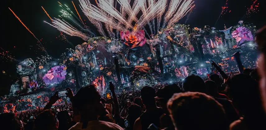 Summer 2026: The Best Music Festivals to Fly Business Class To