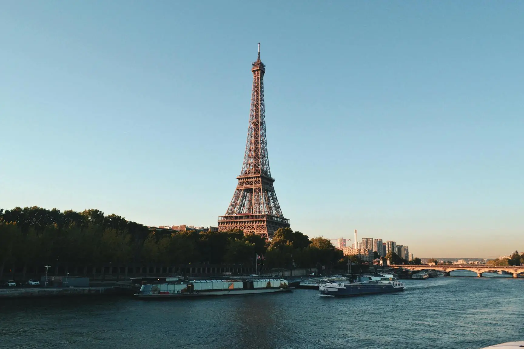 Ultimate Guide to Business Travel in France